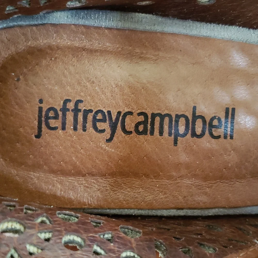 JEFFREY CAMPBELL Rosalee Suede Ankle Booties Taupe Greige Almond Toe Size 7.5 - Picture 14 of 15